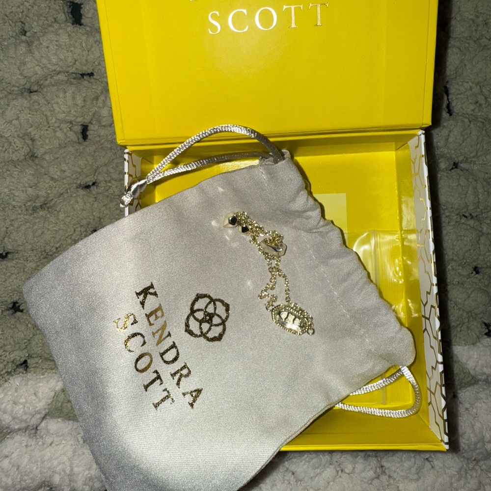 Kendra Scott Gold Bracelet